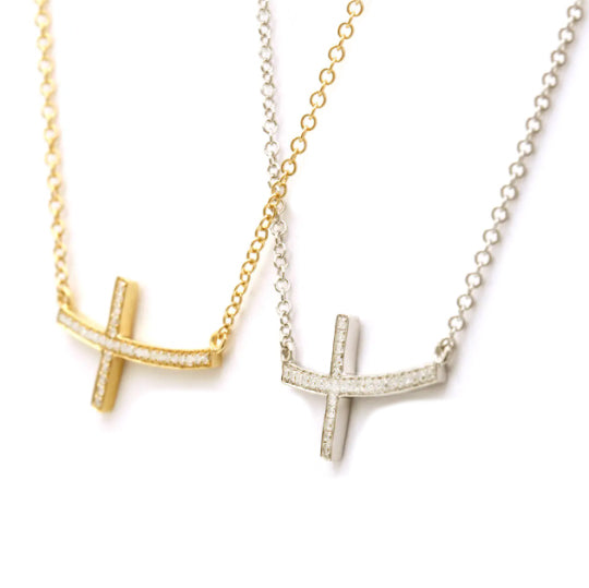 Fashionable Cross Diamond Necklace